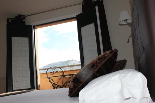 Hotel Leonor De Aquitania