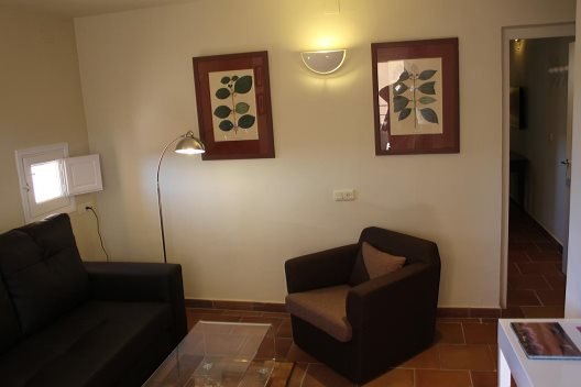 Hotel Leonor De Aquitania