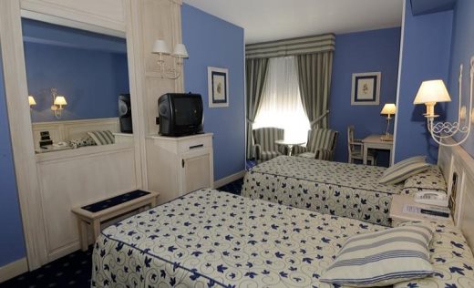 Hotel Leonor Mirón