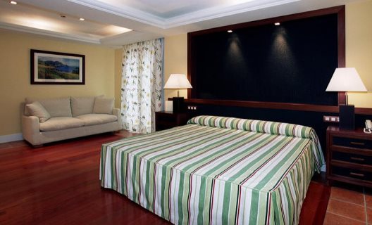 Hotel Les Rotes
