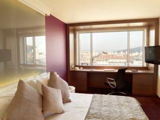 Hotel Lev