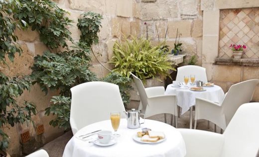 Hotel L'hostal D'interior