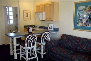 Hotel Lighthouse Resort Inn & Suites