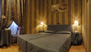 Hotel Lirico