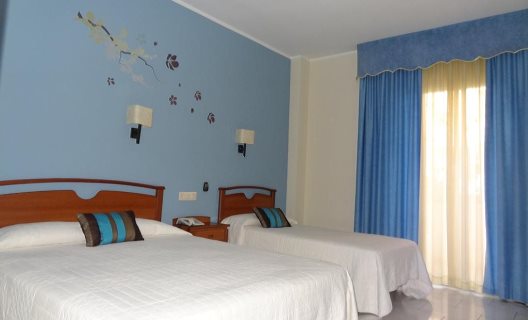 Hotel Llansola