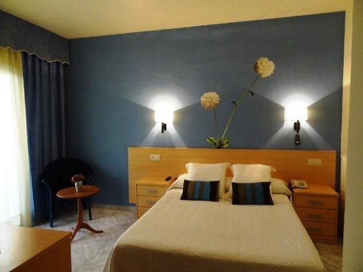Hotel Llansola