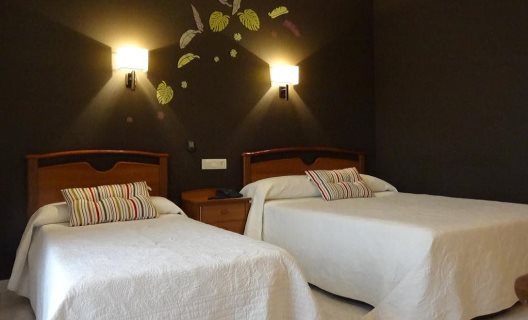 Hotel Llansola