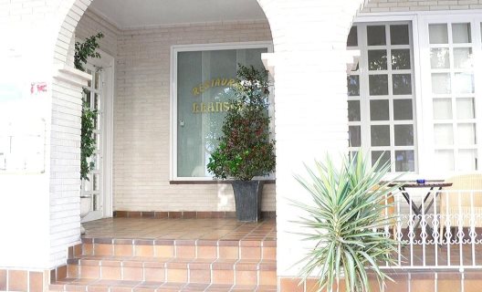 Hotel Llansola