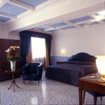 Hotel Lloyd's Baia