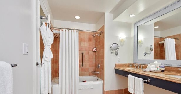 Hotel Loews Portofino Bay At Universal Orlando