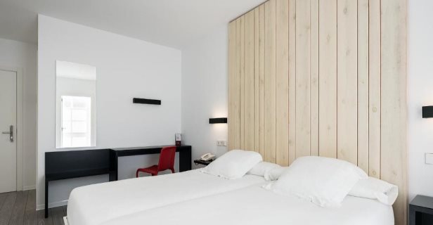 Hotel Lois