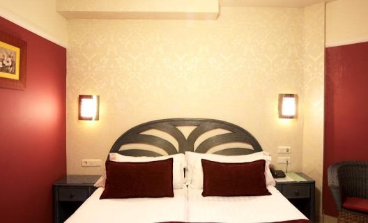 Hotel Los Arcos