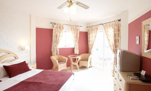 Hotel Los Arcos