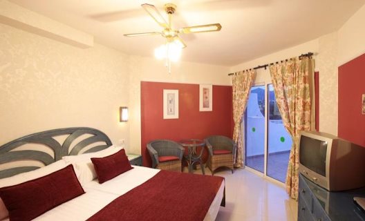 Hotel Los Arcos