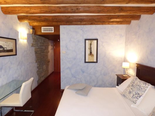 Hotel Los Arcos