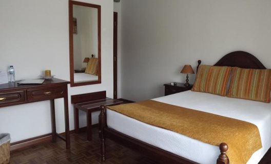 Hotel Louro