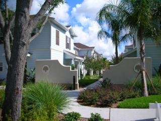 Hotel Lucaya Village Resort