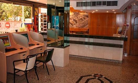 Hotel Luna Arabial Granada