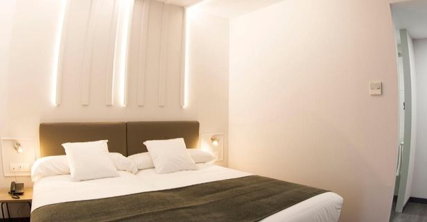 Hotel Lux Santiago