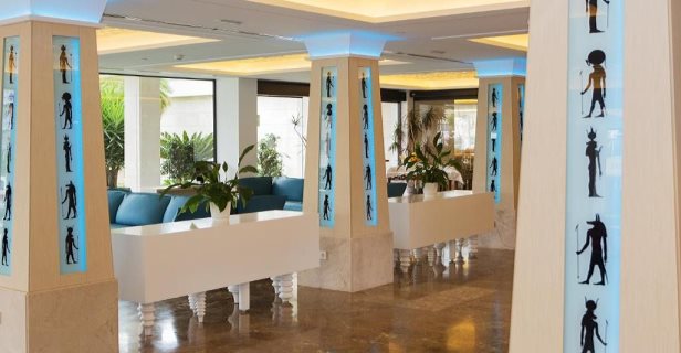 Hotel Luxor