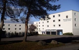Hotel Macdonald Academy