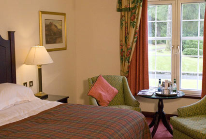 Hotel Macdonald Forest Hills & Resort
