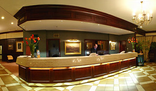 Hotel Macdonald Four Seasons