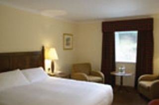 Hotel Macdonald Four Seasons