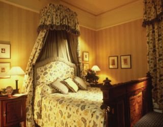 Hotel Macdonald Leeming House