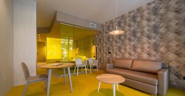 Hotel Macia Sevilla Kubb