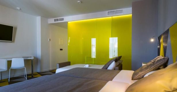 Hotel Macia Sevilla Kubb