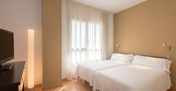 Hotel Madrid Airport Suites Affiliated By Melia