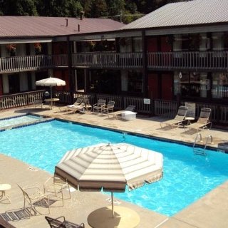 Hotel Magnuson Great Smokies Inn