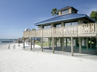 Hotel Magnuson Marina Cove