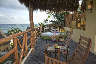 Hotel Mahekal Beach Resort