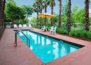 Hotel Mainstay Suites