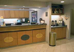 Hotel Mainstay Suites At Metro Center