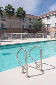 Hotel Mainstay Suites At Metro Center