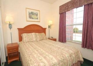 Hotel Mainstay Suites Irv-mall