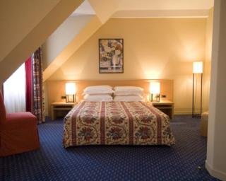 Hotel Maison Rouge