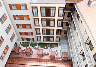 Hotel Majestic Plaza