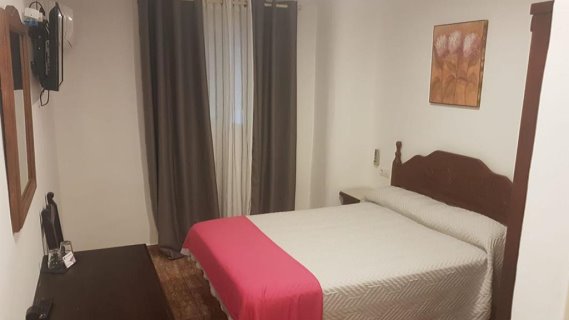 Hotel Manantiales