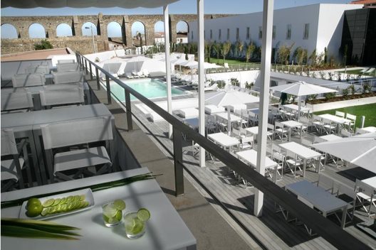 Hotel M'ar De Ar Aqueduto