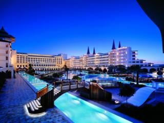 Hotel Mardan Palace