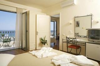 Hotel Mareblue Village