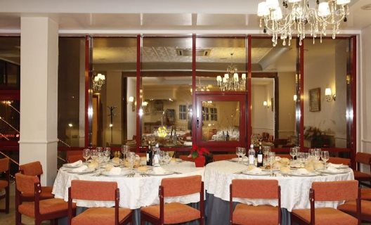 Hotel Mari Carmen