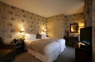 Hotel Marignan Champs Elysees