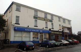 Hotel Marine