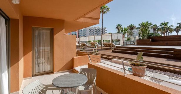 Hotel Marins Beach Club