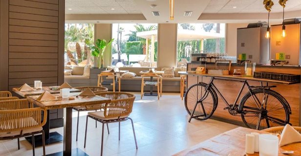 Hotel Marins Beach Club